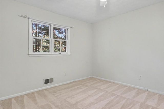 45 North Drive, Hampton, GA 30228
