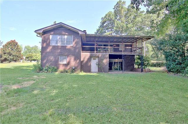 45 North Drive, Hampton, GA 30228