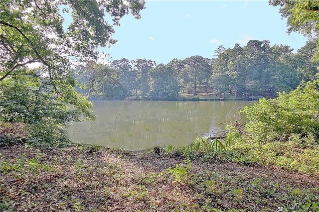 45 North Drive, Hampton, GA 30228