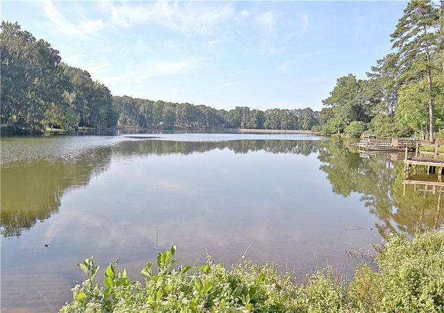 45 North Drive, Hampton, GA 30228