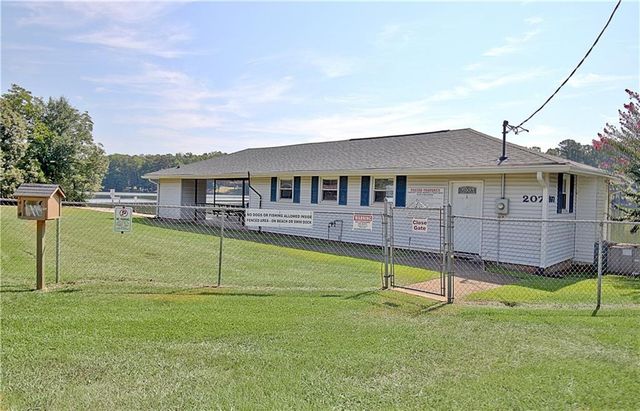 45 North Drive, Hampton, GA 30228