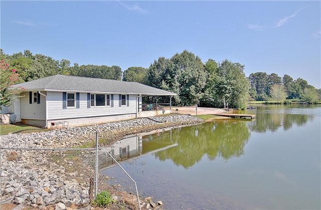 45 North Drive, Hampton, GA 30228