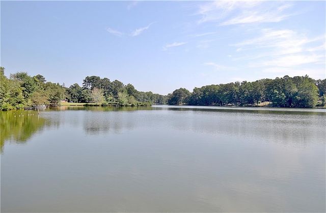 45 North Drive, Hampton, GA 30228
