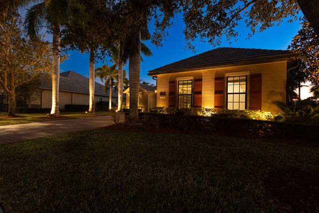 3352 Siena Circle, Wellington, FL 33414