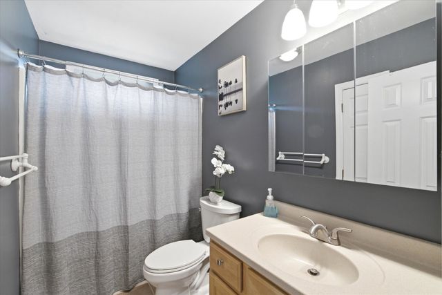 776 Meredith Center Road, Laconia, NH 03246