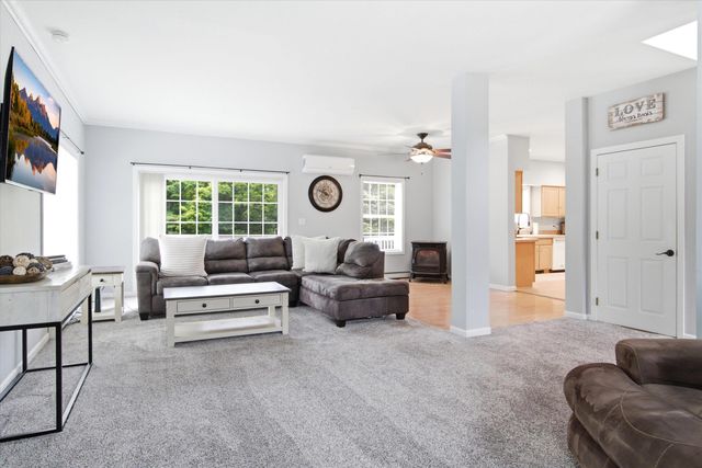 776 Meredith Center Road, Laconia, NH 03246