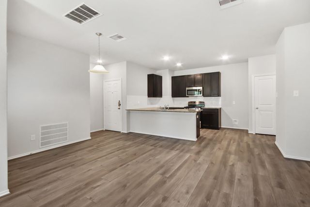 1415 Acorn Meadow Street, Houston, TX 77067