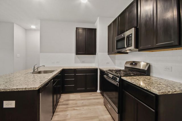 1415 Acorn Meadow Street, Houston, TX 77067