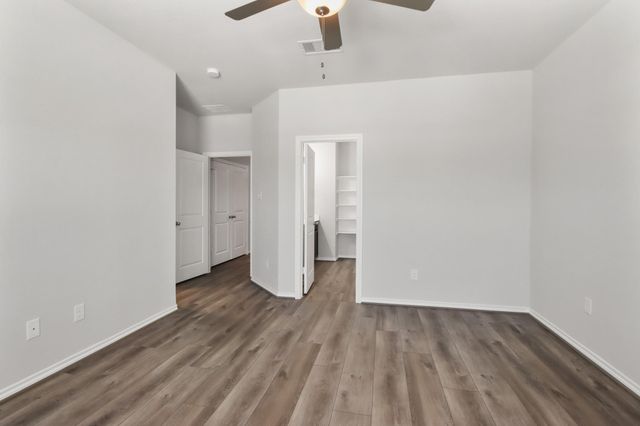 1415 Acorn Meadow Street, Houston, TX 77067