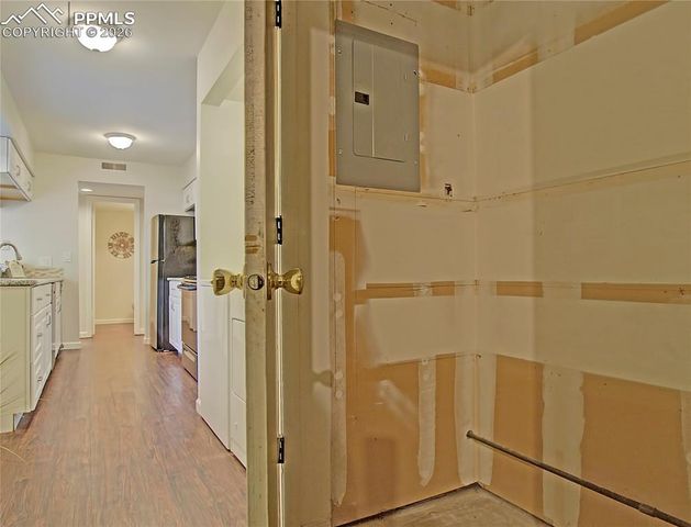 3330 Templeton Gap Road 8, Colorado Springs, CO 80907