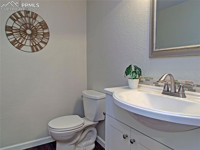 3330 Templeton Gap Road 8, Colorado Springs, CO 80907