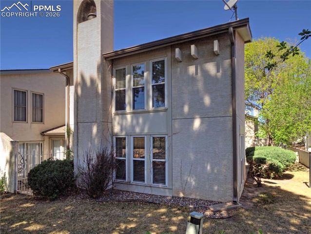 3330 Templeton Gap Road 8, Colorado Springs, CO 80907