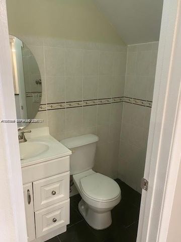 643 W 68th St 643, Hialeah, FL 33014