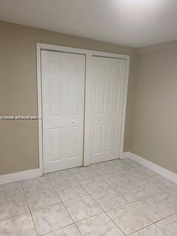 643 W 68th St 643, Hialeah, FL 33014