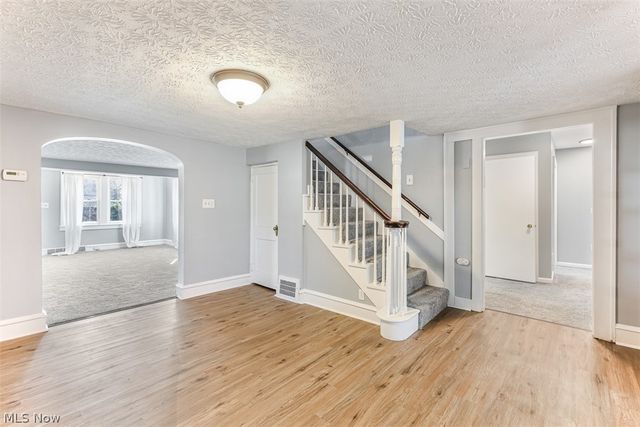 85 Maple Drive, Hudson, OH 44236