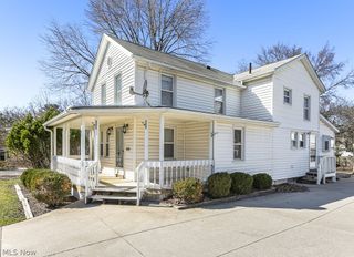 85 Maple Drive, Hudson, OH 44236