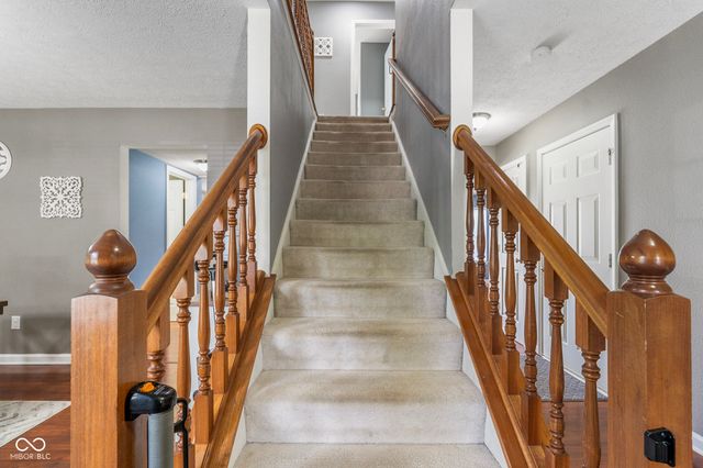 10044 Three Star Court, Avon, IN 46123