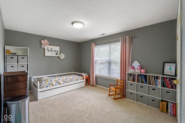 10044 Three Star Court, Avon, IN 46123