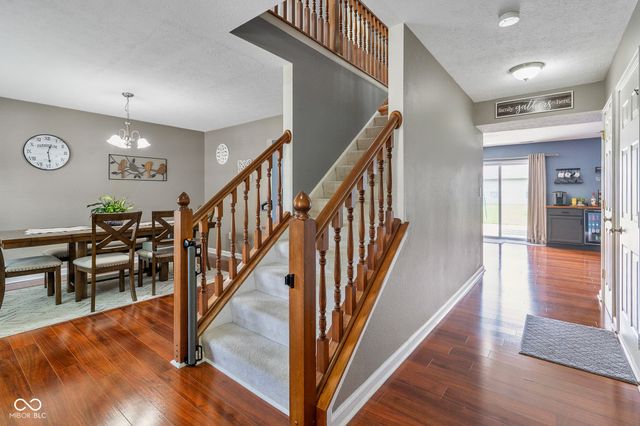10044 Three Star Court, Avon, IN 46123
