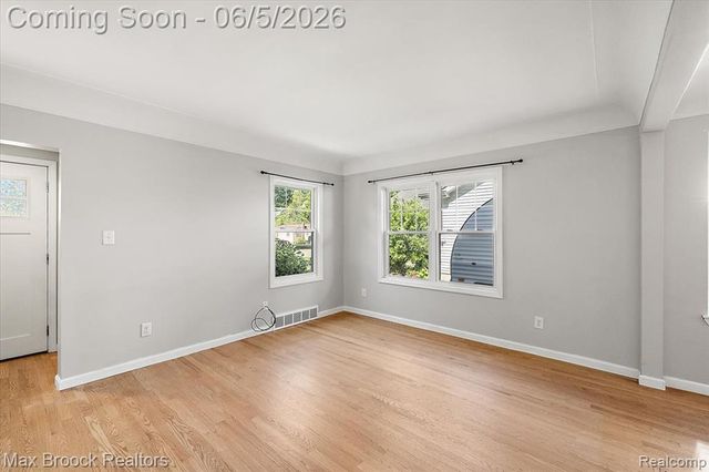 6431 Prairie Lawn, Waterford, MI 48329