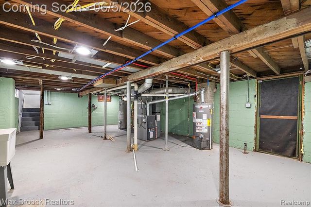 6431 Prairie Lawn, Waterford, MI 48329
