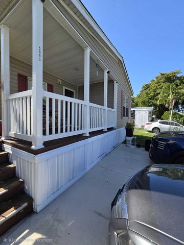5003 NW 4 Terrace, Deerfield Beach, FL 33064