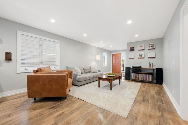 1707 University Avenue NE, Minneapolis, MN 55413