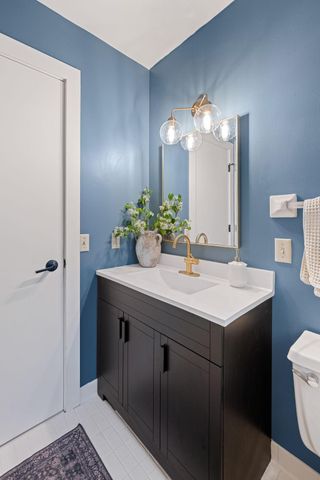 1707 University Avenue NE, Minneapolis, MN 55413