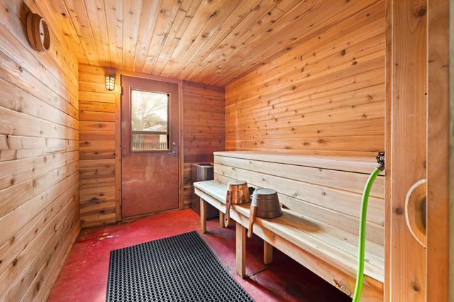 1707 University Avenue NE, Minneapolis, MN 55413