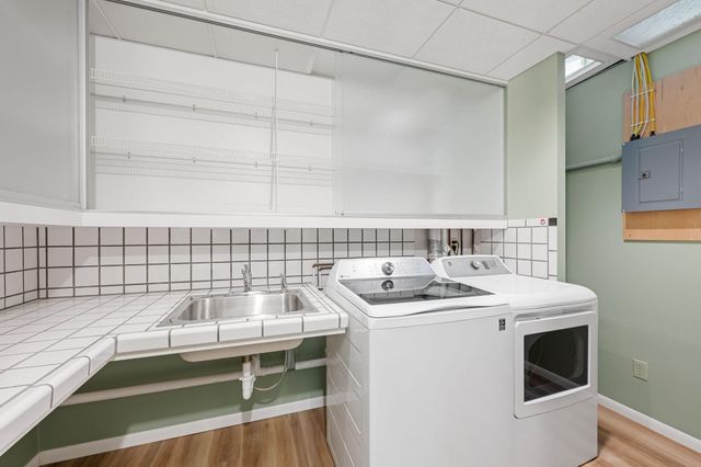 1707 University Avenue NE, Minneapolis, MN 55413