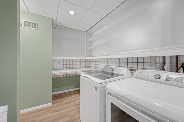 1707 University Avenue NE, Minneapolis, MN 55413