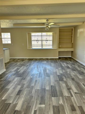 3822 Ebbtide Drive, Houston, TX 77045