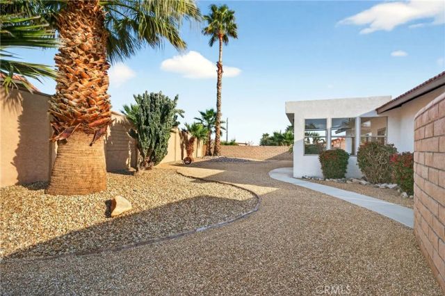 9640 S Hoylake, Desert Hot Springs, CA 92240