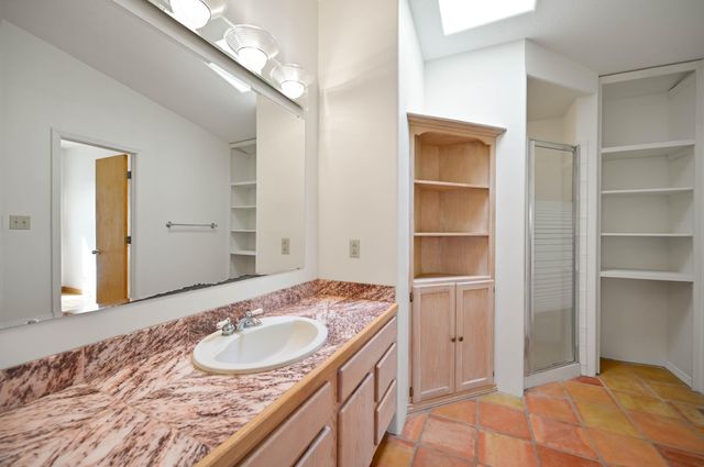 4806 La Cienega Street NW, Albuquerque, NM 87107