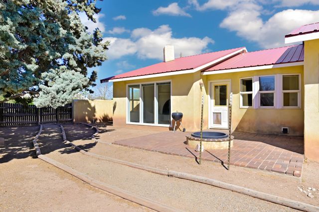 4806 La Cienega Street NW, Albuquerque, NM 87107