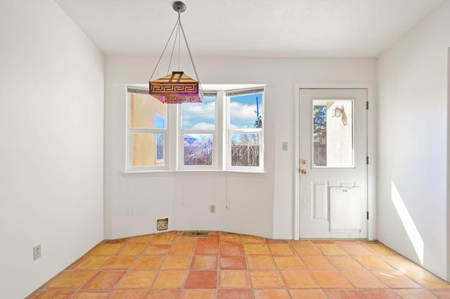 4806 La Cienega Street NW, Albuquerque, NM 87107