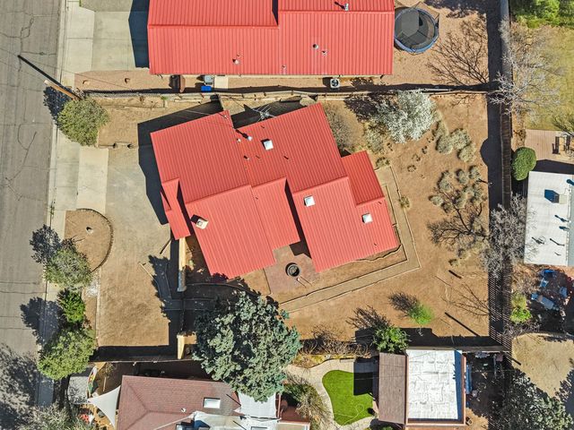 4806 La Cienega Street NW, Albuquerque, NM 87107