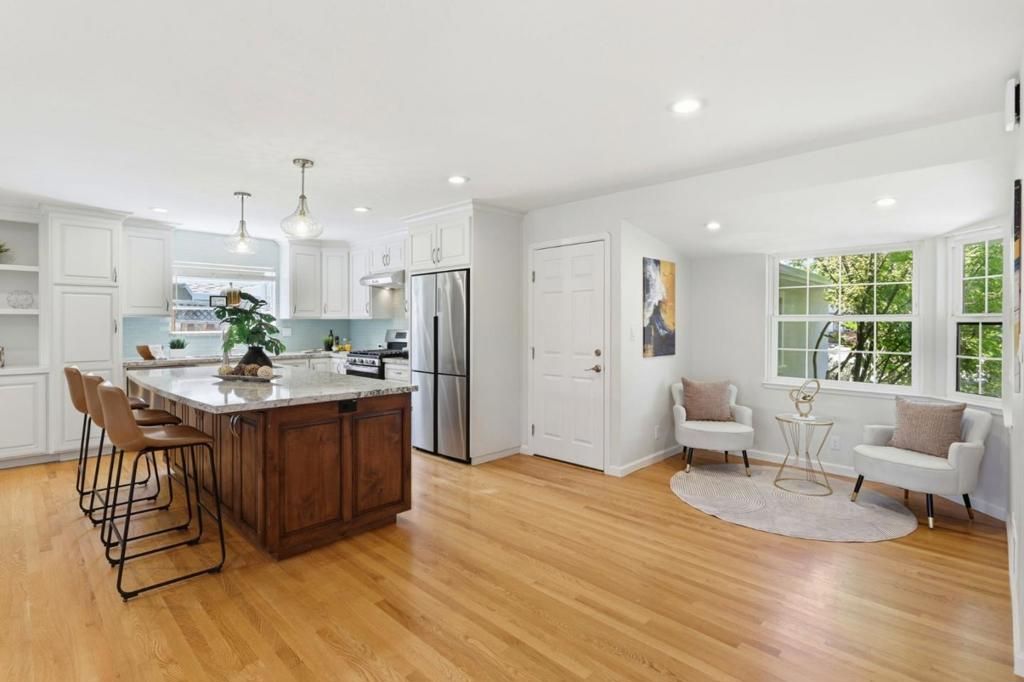 Image 10 of property listing at 5216 Selma Avenue, Fremont, CA 94536
