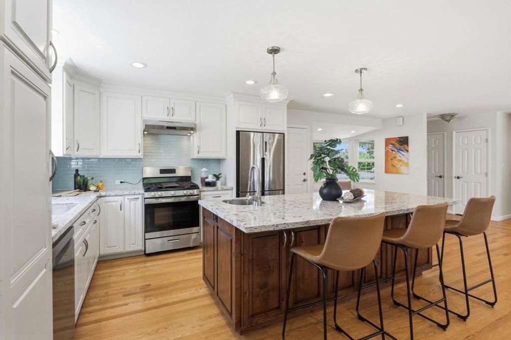 Image 12 of property listing at 5216 Selma Avenue, Fremont, CA 94536