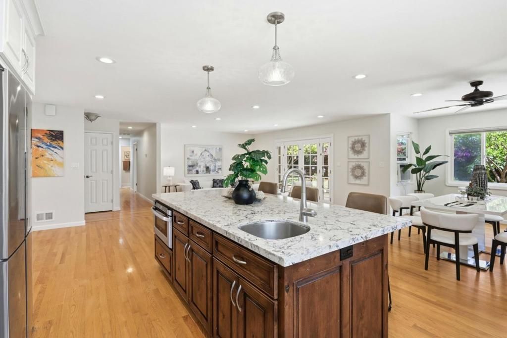 Image 13 of property listing at 5216 Selma Avenue, Fremont, CA 94536