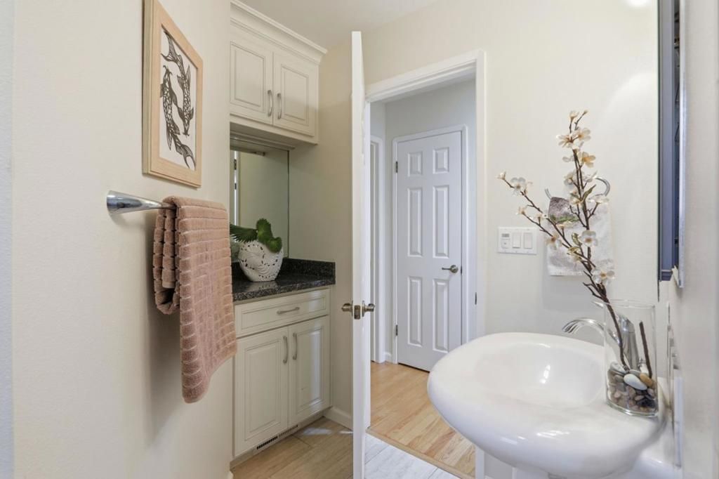 Image 25 of property listing at 5216 Selma Avenue, Fremont, CA 94536