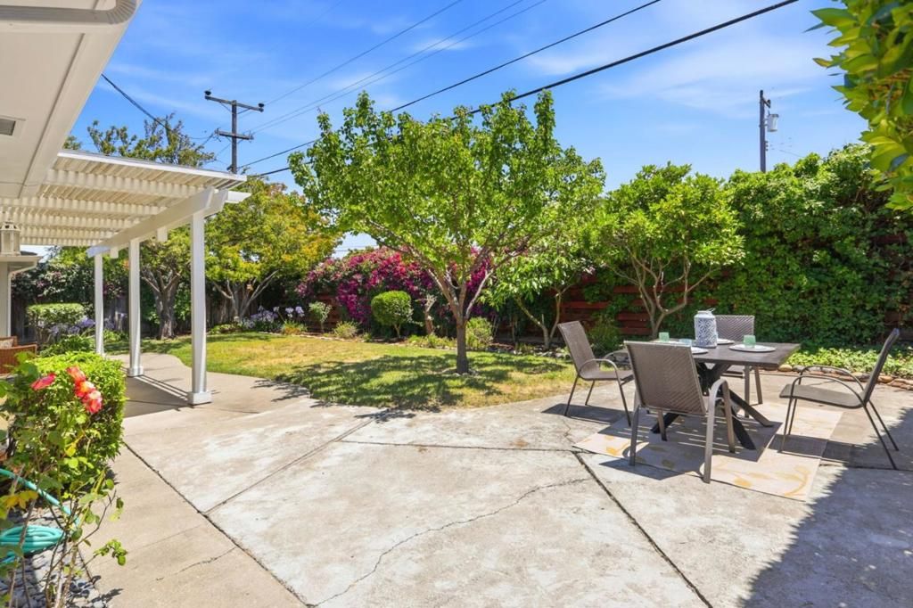 Image 30 of property listing at 5216 Selma Avenue, Fremont, CA 94536