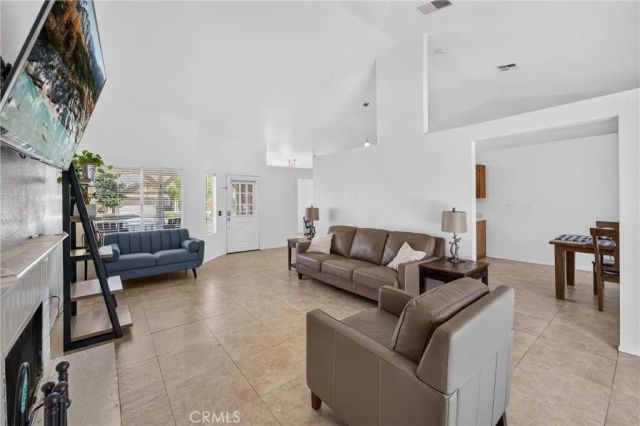 20096 Fallen Leaf Drive, Perris, CA 92570