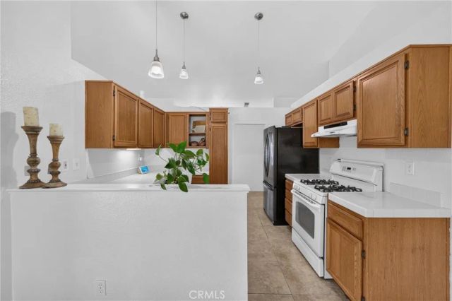 20096 Fallen Leaf Drive, Perris, CA 92570