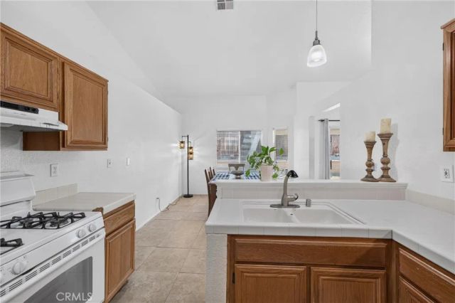 20096 Fallen Leaf Drive, Perris, CA 92570