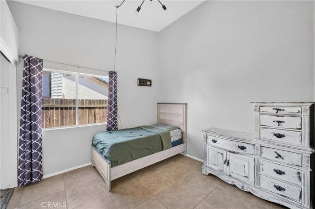 20096 Fallen Leaf Drive, Perris, CA 92570