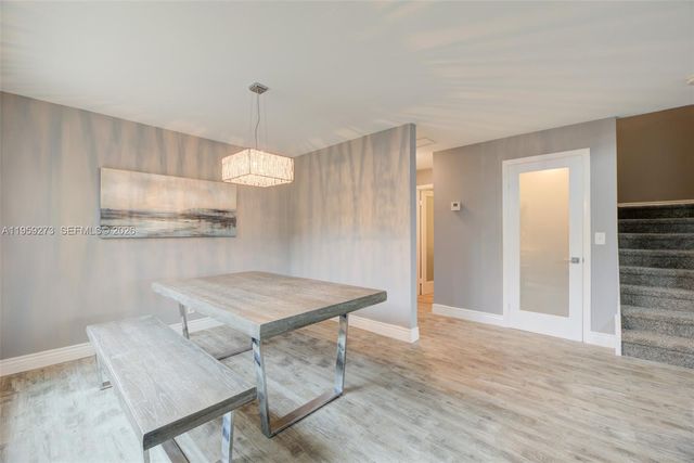 2050 NW 37th Ave, Coconut Creek, FL 33066