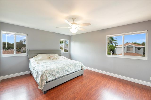 2050 NW 37th Ave, Coconut Creek, FL 33066