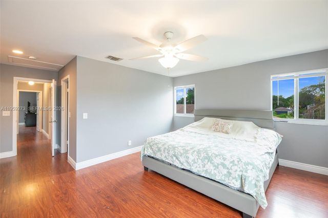 2050 NW 37th Ave, Coconut Creek, FL 33066