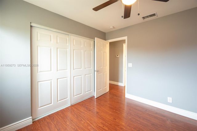 2050 NW 37th Ave, Coconut Creek, FL 33066